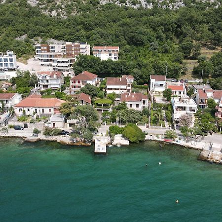 Montenegro Apartments - Private Beach Котор Экстерьер фото
