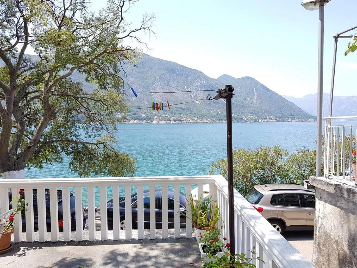 Montenegro Apartments - Private Beach Котор Экстерьер фото