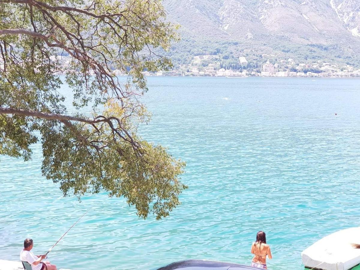 Montenegro Apartments - Private Beach Котор Экстерьер фото